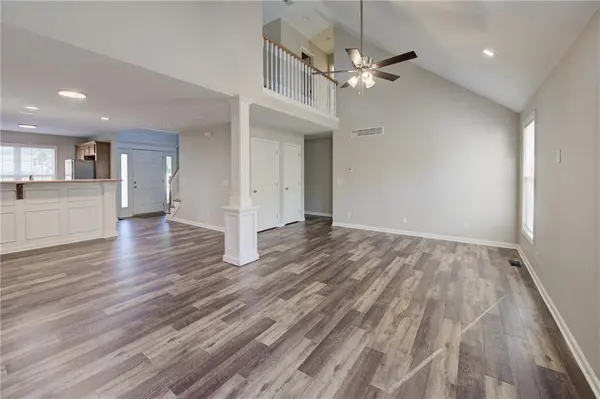 1721 Collins DR, Platte City, MO 64079