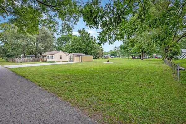 405 Hardwicke AVE, Birmingham, MO 64161