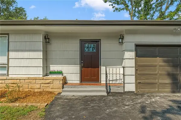 2009 Learnard AVE, Lawrence, KS 66046