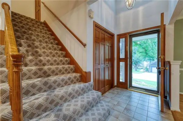 9613 W 115th TER, Overland Park, KS 66210