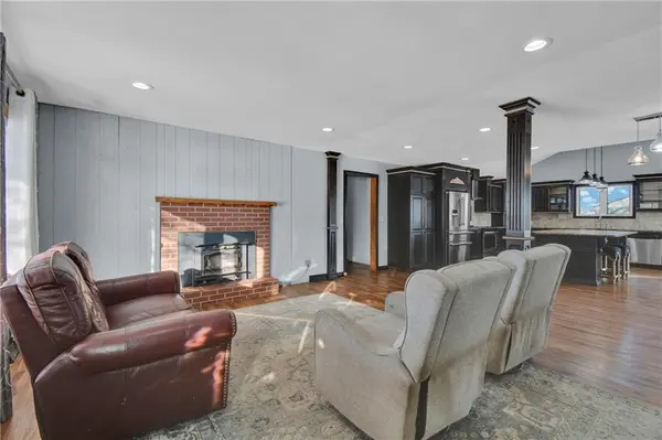 24511 S State Route K HWY, East Lynne, MO 64743