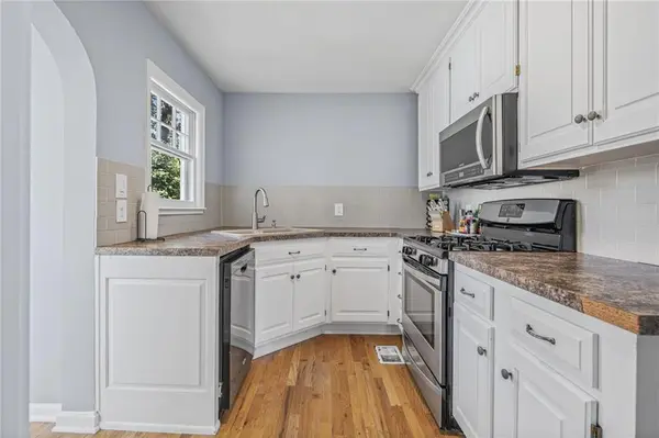 8804 W 79th ST, Overland Park, KS 66204