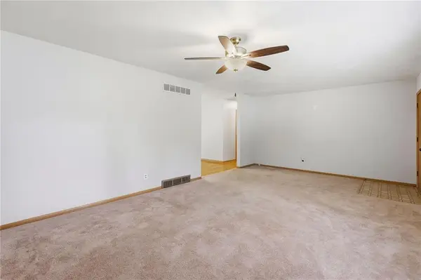 8910 W 48th ST, Merriam, KS 66203