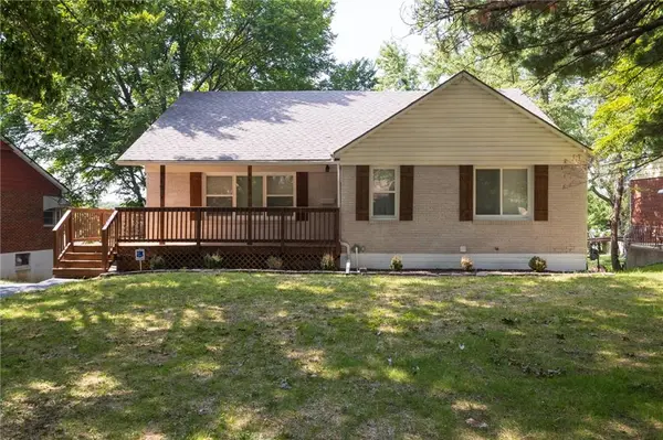 319 E Bellevista DR, Independence, MO 64055