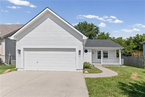 8620 NE 116th ST, Kansas City, MO 64157