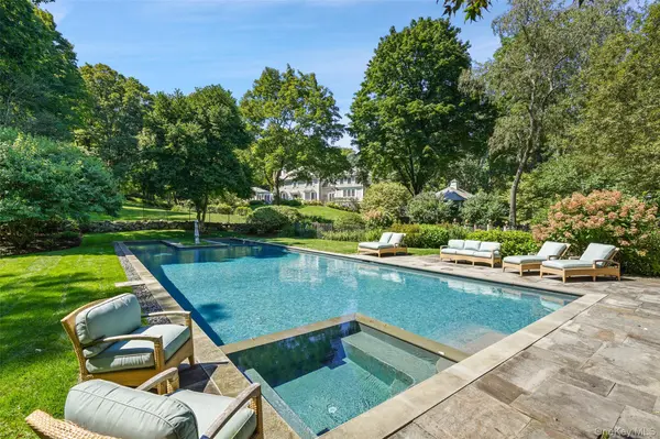 29 Upper Hook RD, Katonah, NY 10536