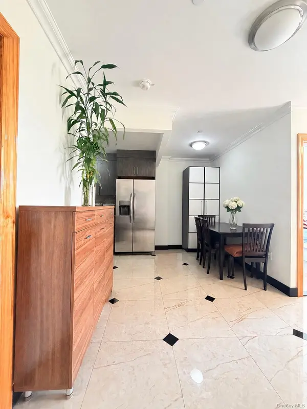 8616 21st AVE #3H, Brooklyn, NY 11214