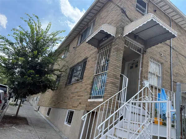 3724 112th ST, Corona, NY 11368