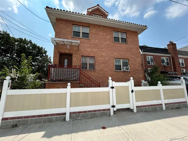 76-18 57th RD, Middle Village, NY 11379