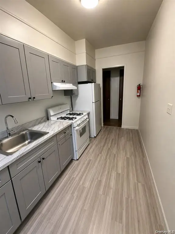 2043 Mayflower AVE, Bronx, NY 10461