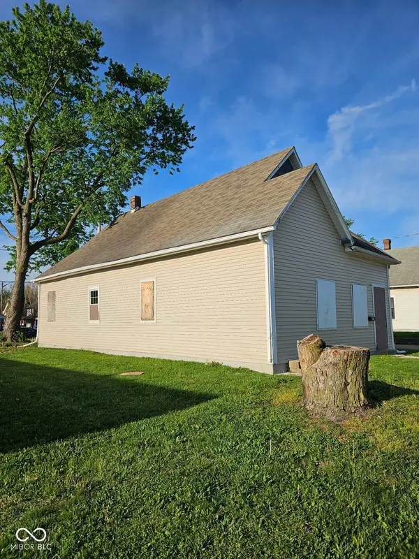 31 W Arizona ST, Indianapolis, IN 46225