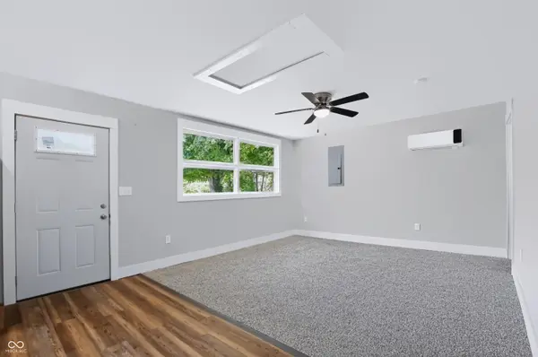 8146 Market, Stinesville, IN 47464