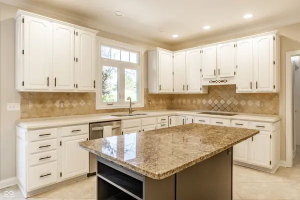 12448 Glendurgan, Carmel, IN 46032
