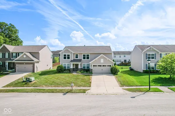 5307 Misthaven LN, Greenwood, IN 46143