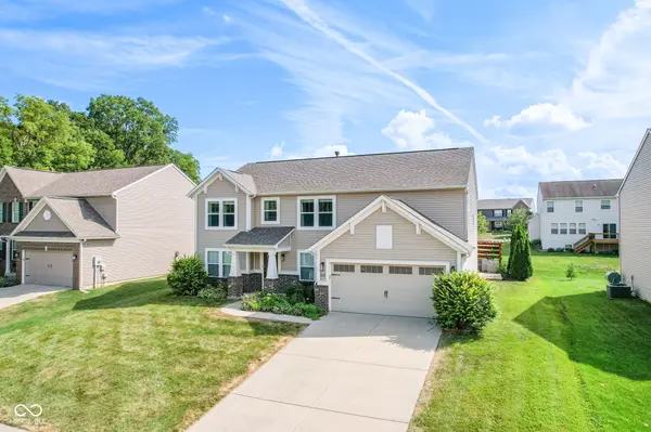5307 Misthaven LN, Greenwood, IN 46143