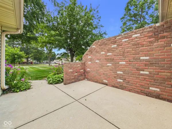 4317 Heathrow DR, Anderson, IN 46013