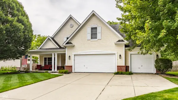 3907 Brasseur LN, Carmel, IN 46033