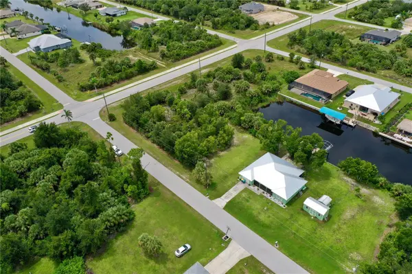 9150 SNAPPER CIR, Port Charlotte, FL 33981