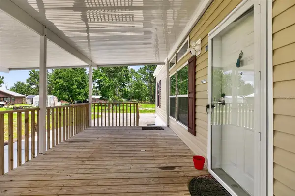 101 TROUT TRL, Crescent City, FL 32112