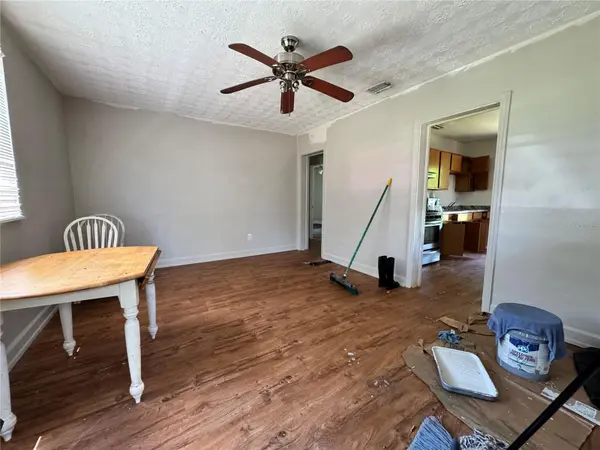 3230 NW 11TH ST, Gainesville, FL 32609