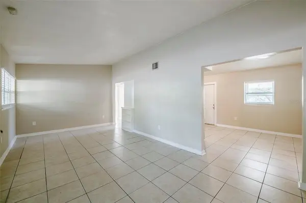 4124 CAYWOOD CIR, Orlando, FL 32810