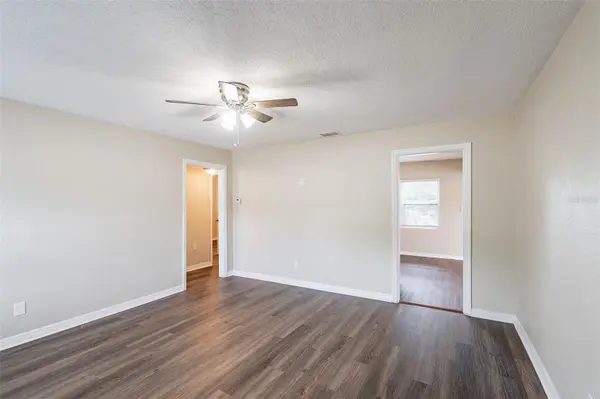 1411 N POWERS DR, Orlando, FL 32818