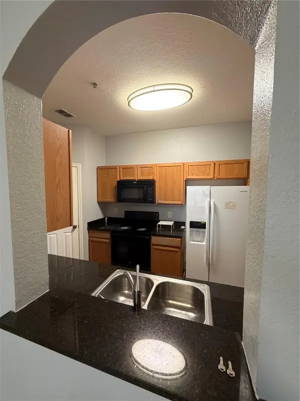 6100 STEVENSON DR #207, Orlando, FL 32835