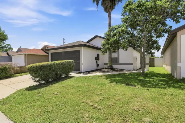 5230 FLORIDA HOLLY DR, Orlando, FL 32811