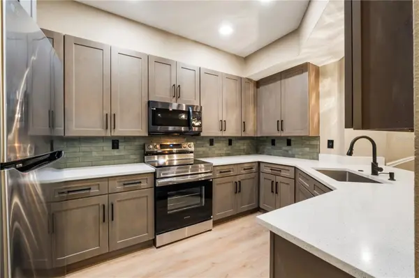 5512 METROWEST BLVD #12-203, Orlando, FL 32811