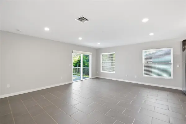 2303 BAHIA VISTA ST, Sarasota, FL 34239