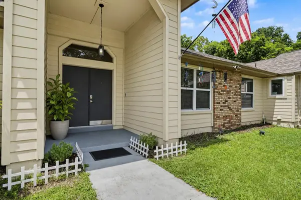 9102 FLORIBUNDA DR, Orlando, FL 32818