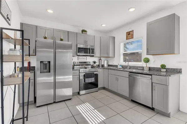 1626 REDFIN DR, Kissimmee, FL 34759