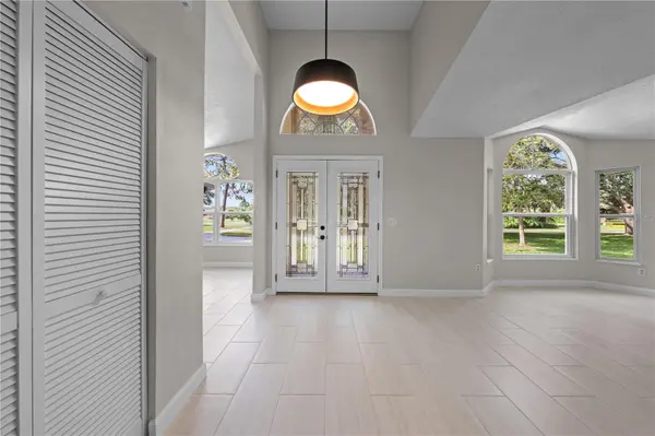 2082 CAMELOT BLVD, St Cloud, FL 34772