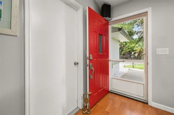 1299 AMADOR AVE NW, Palm Bay, FL 32907