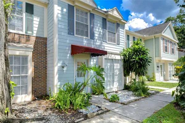 13937 FLETCHERS MILL DR, Tampa, FL 33613