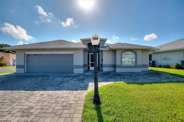 704 PINNACLE DR, Haines City, FL 33844