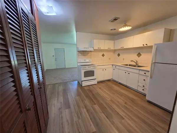 1103 N CRYSTAL TER, Plant City, FL 33563