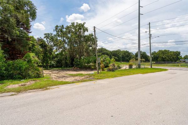 1305 CLARCONA RD, Apopka, FL 32703