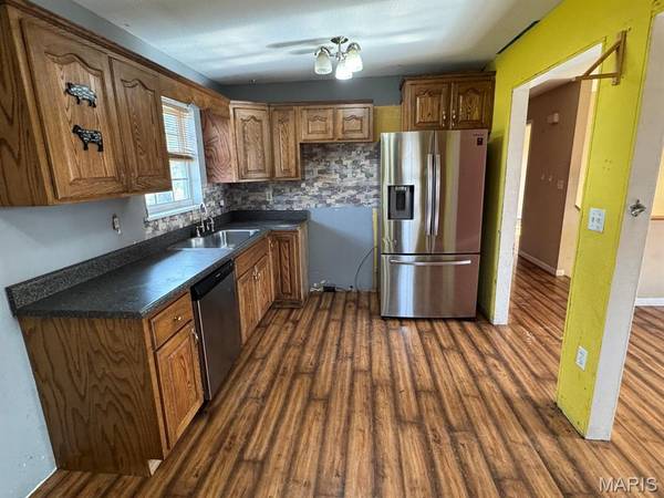1931 Brentwood RD, Poplar Bluff, MO 63901