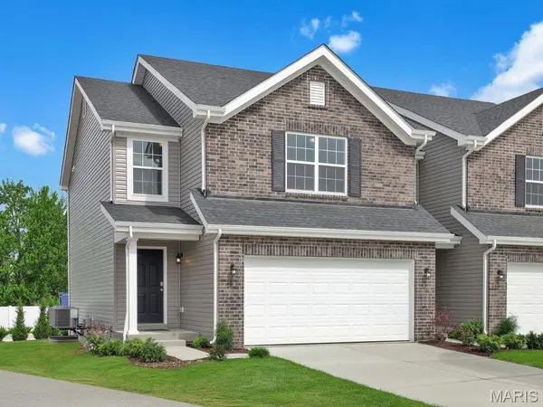 41 Fairmount Grove DR, St Peters, MO 63376