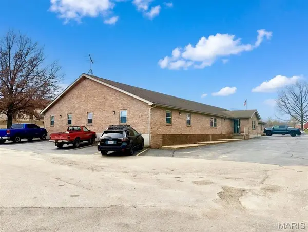 806-820 Progress DR, Farmington, MO 63640