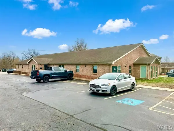 806-820 Progress DR, Farmington, MO 63640
