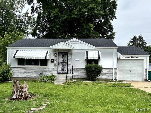 1131 Darr DR, St Louis, MO 63137