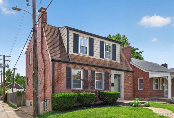 6014 Potomac ST, St Louis, MO 63139