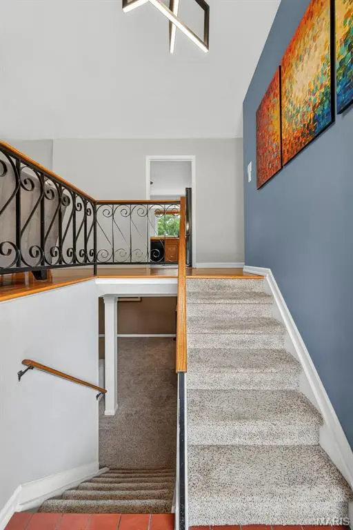 802 Sherwick TER, Manchester, MO 63021