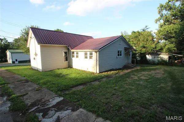 37 Ash ST, Bonne Terre, MO 63628