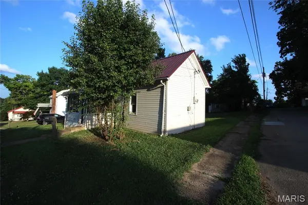 37 Ash ST, Bonne Terre, MO 63628
