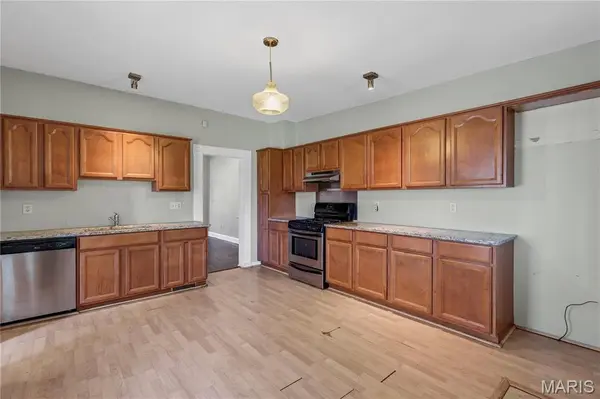4538 Ray AVE, St Louis, MO 63116