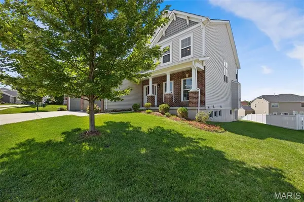 1633 Willowbrooke Manors Court, Creve Coeur, MO 63146