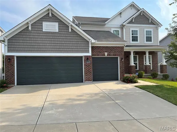 1633 Willowbrooke Manors Court, Creve Coeur, MO 63146